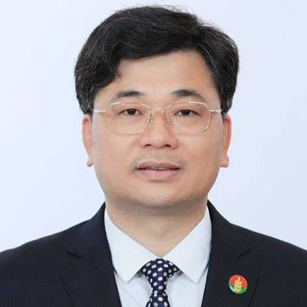 Dr. Tran Ngoc Nguyen